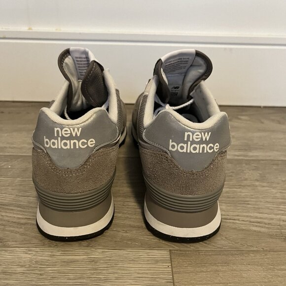 WL574EVG  New Balance  Woman's 574 Core Classic Shoes Sneaker Gray - SIZE 8.5US - Picture 4 of 8